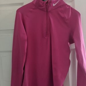 Women's Nike Quarter Zip Size Medium